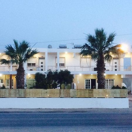 Paradeísion River'S Apartments מראה חיצוני תמונה