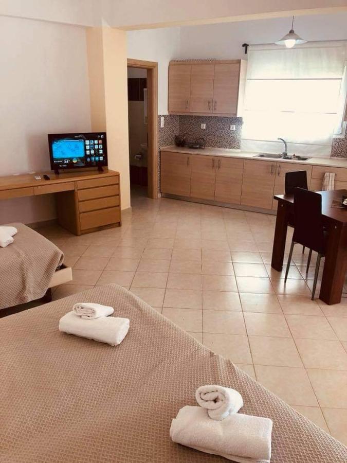 Paradeísion River'S Apartments מראה חיצוני תמונה
