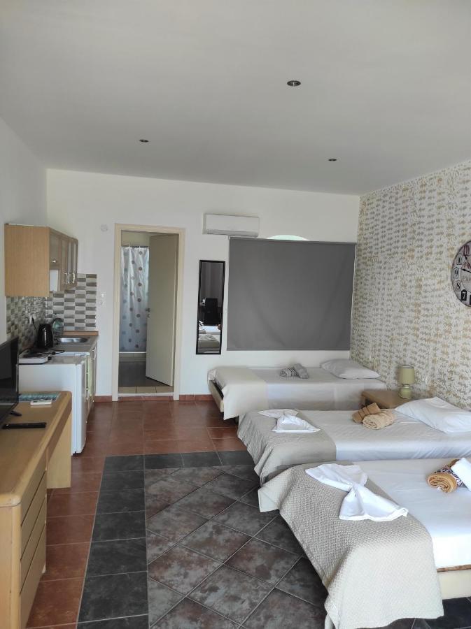 Paradeísion River'S Apartments מראה חיצוני תמונה