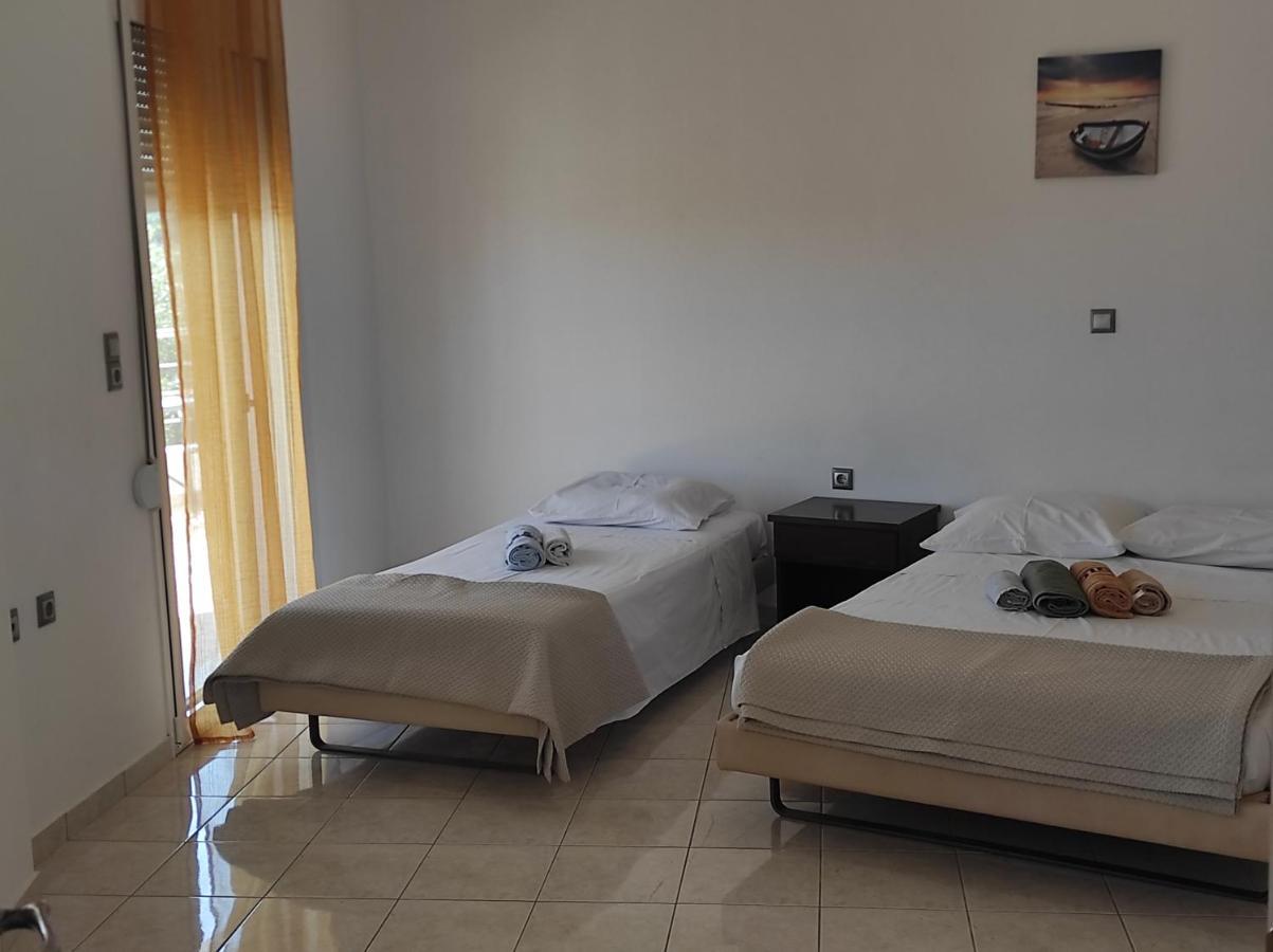 Paradeísion River'S Apartments מראה חיצוני תמונה