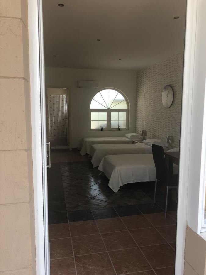 Paradeísion River'S Apartments מראה חיצוני תמונה