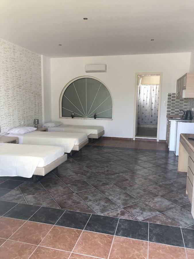 Paradeísion River'S Apartments מראה חיצוני תמונה