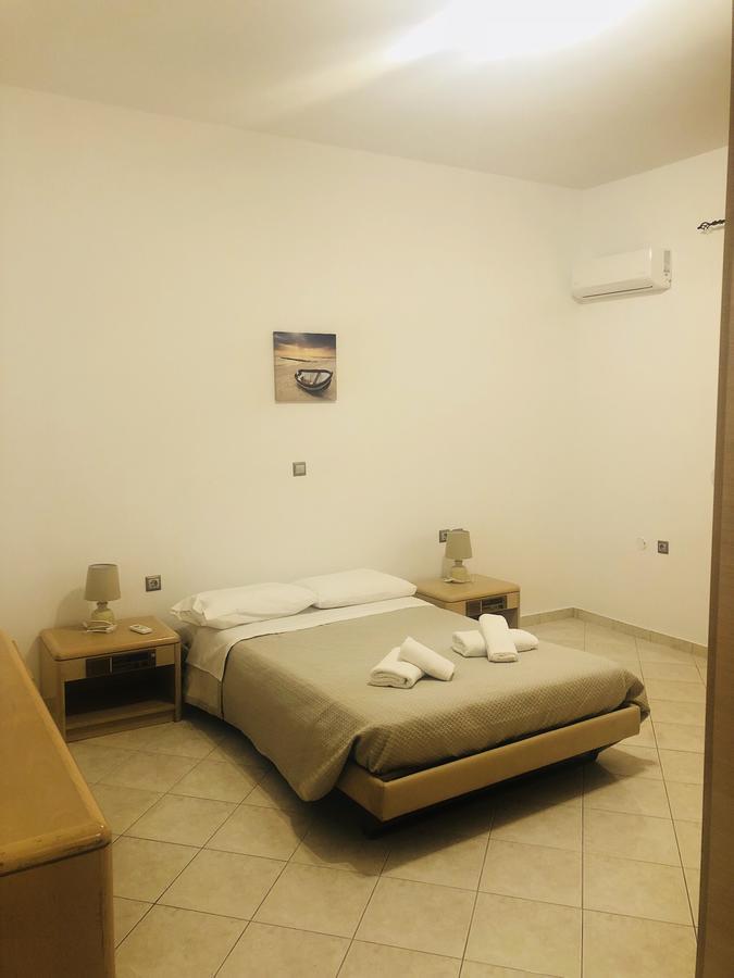 Paradeísion River'S Apartments מראה חיצוני תמונה