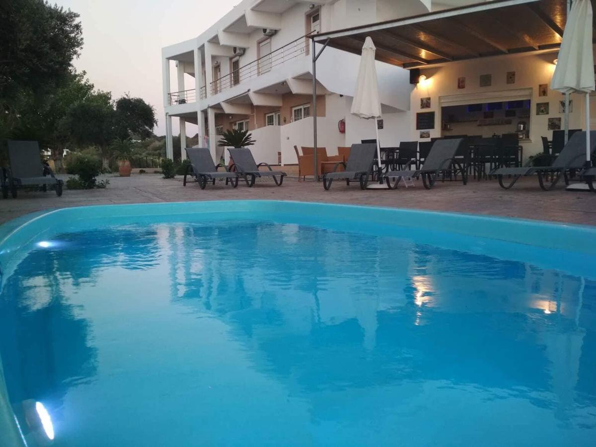 Paradeísion River'S Apartments מראה חיצוני תמונה